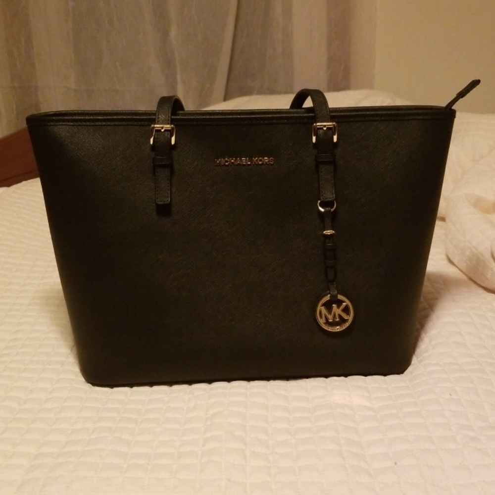 Michael Kors tote